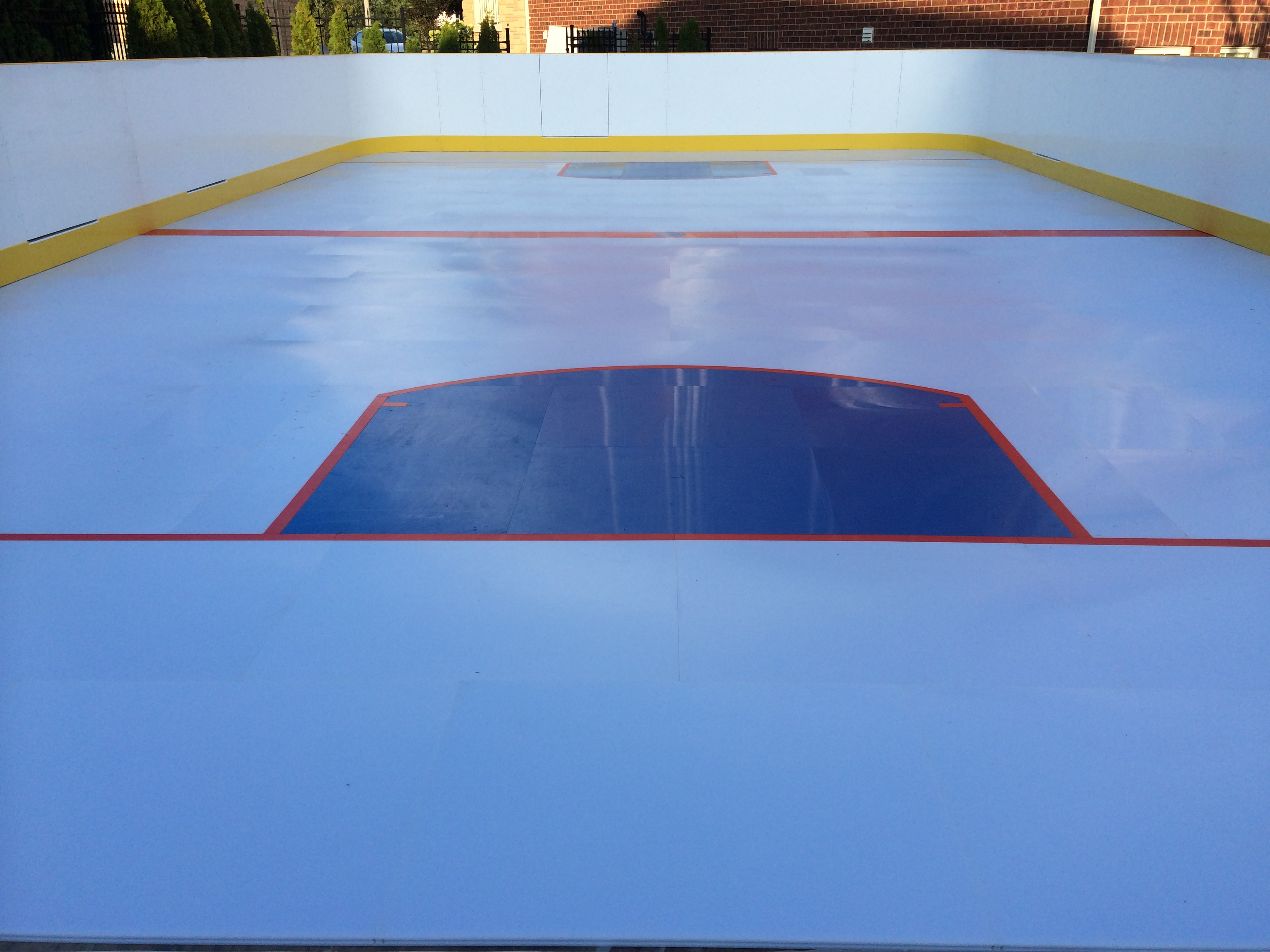 Backyard Rink Boards Synthetic Ice From SmartRink